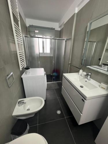 Gallery image of Dolce Italia Residence in Radhimë