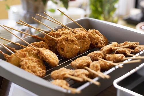 Jídlo v hotelu nebo okolí