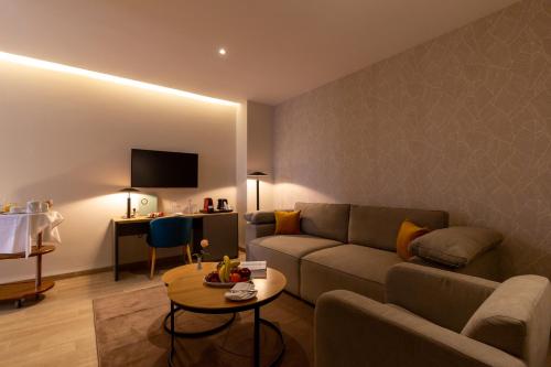 Χώρος καθιστικού στο Golden Tulip Opera Alger