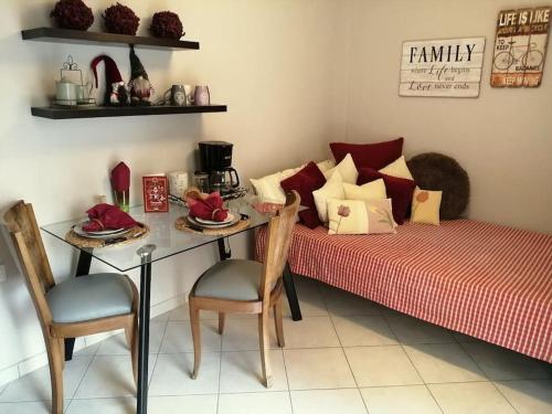 Φωτογραφία από το άλμπουμ του Central Charming Apartment στην Τρίπολη