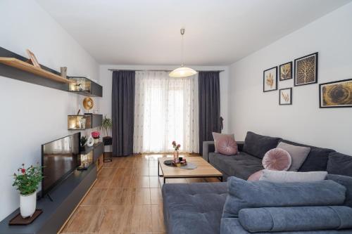 Spacious and modern app with big terrace (4+2 persons)