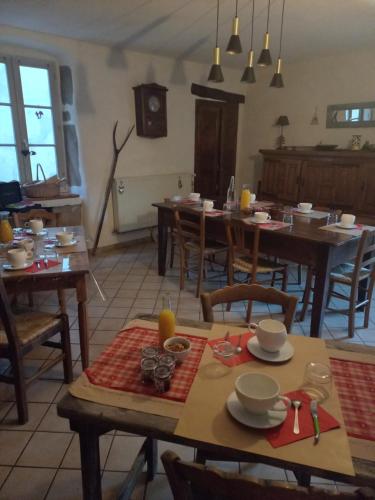 Minuman di CHAMBRES D'HOTES L'ANTONIN