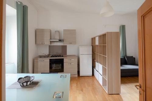 Кухня или мини-кухня в Trastevere Heart Home
