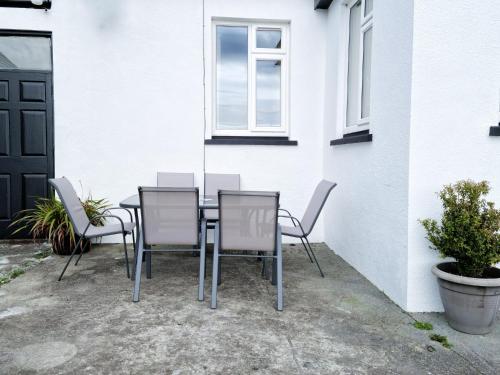 Gallery image of Bealadangan Holiday Home by Trident Holiday Homes in Béal an Daingin
