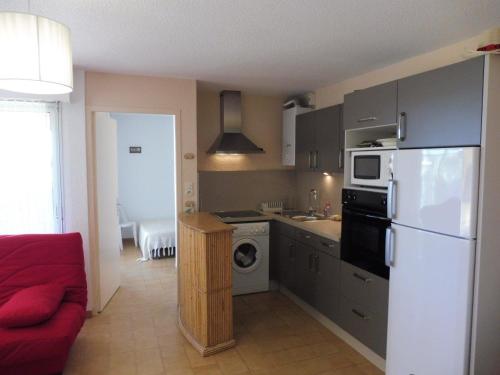 Photo de la galerie de l'établissement CAPAO Joli T3 1ere ligne mer piscine Cap d'Agde, au Cap d'Agde