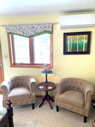 Hawk Valley Retreat & Cottages – Photos 2
