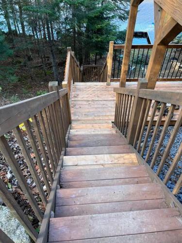 Gambar di galeri bagi La Félicita chalet di Saint Adolphe D'Howard