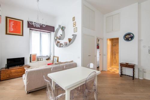 Easylife - Milano - Genova 25 - Navigli