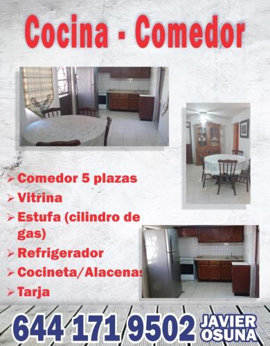 un collage de tres fotos de una habitación con una mesa en Casa Amplia, pleno centro de la Ciudad. en Ciudad Obregón