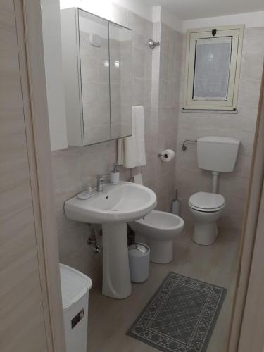 Koupelna v ubytování AYN Apartment