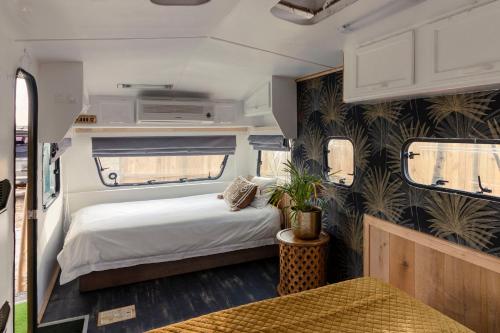 Postel nebo postele na pokoji v ubytování TREKOS GLAMPING