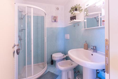 Ванная комната в [50mt dalle mura+parcheggio]*appartamento tipico*