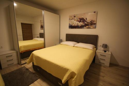 Posteľ alebo postele v izbe v ubytovaní Holiday home Zadar