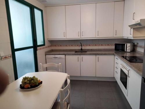 Kuchyň nebo kuchyňský kout v ubytování Excellent apartment in Marbella