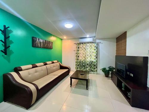 Χώρος καθιστικού στο Forest View Leisure Residences