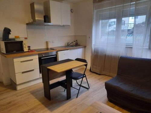 Zdjęcie z galerii obiektu Appartement 15 mn de Strasbourg w mieście Hoenheim