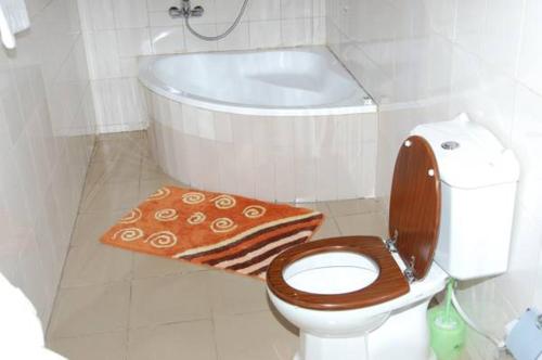 Un baño de Step Town