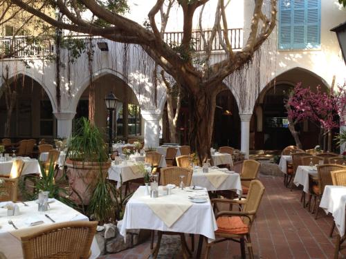 Gallery image of Limnaria Westpark in Paphos City