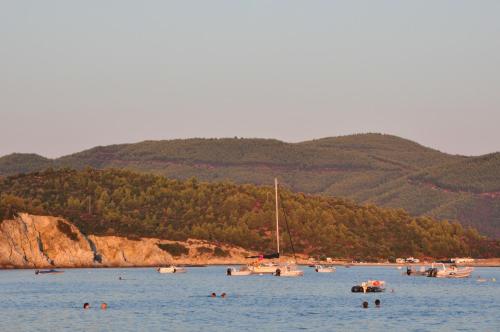 Gallery image of Bozelia Apartments in Toroni