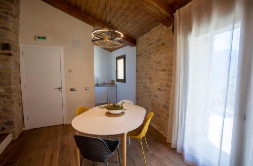Gambar di galeri bagi Casa Sanui. Apartaments turístics rurals di Estorm