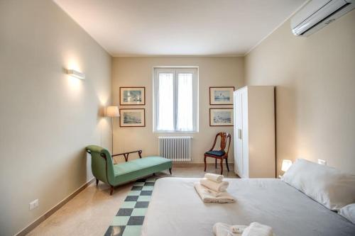 Borgo Vittorio 2 bdr 2 bath St Peter's