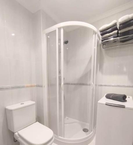 Central 2 bedroom with sea views, Acapulco Playa, Nerja