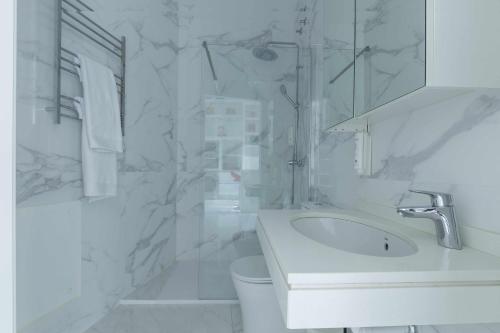 THE CLOCK HOUSE - Luxury Urban Suites photo 59