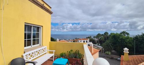 PUERTO CRUZ NEAR BEACH