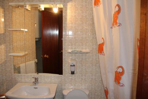 Hostal Mengual tesisinde bir banyo