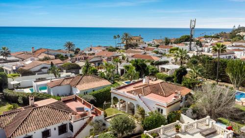 Beachfront Villa Casa Mosa Ref #32
