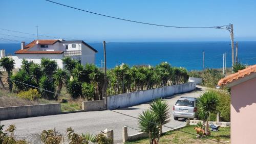 Landskap semula jadi dekat dengan rumah percutian