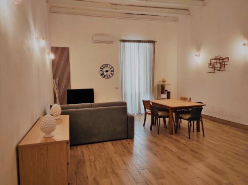 טלויזיה ו/או מרכז בידור ב-Athena Apartment- Ortigia Holidays