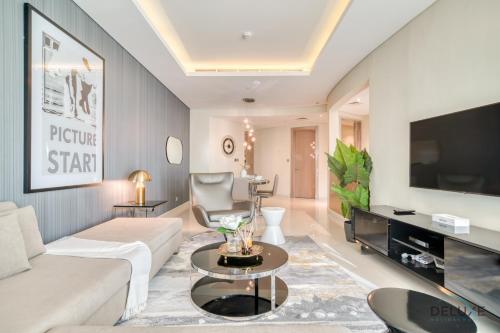 Polished 3BR at DAMAC Towers by Paramount A Business Bay by Deluxe Holiday Homes