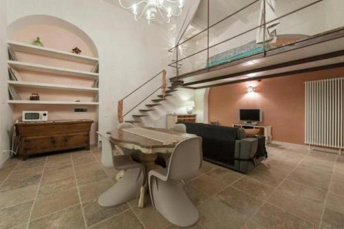 Shabby Loft in Colosseum