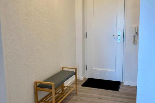 Fotografie z fotogalerie ubytování 2-room apartment with balcony v destinaci Meckenheim