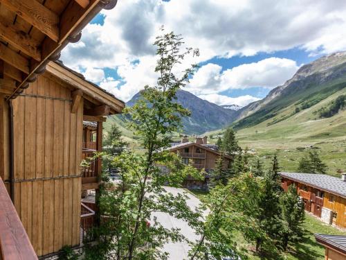 Charmant appartement 2 pièces avec mezzanine, balcon et wifi à Val-d'Isère – Animaux acceptés