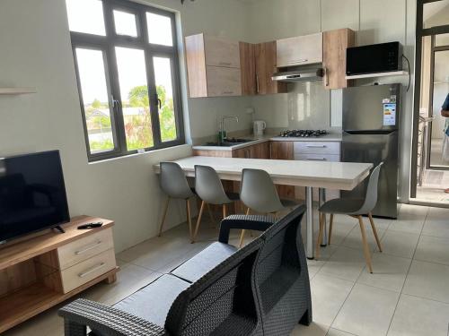 Η κουζίνα ή μικρή κουζίνα στο John house 2 bedrooms No 3