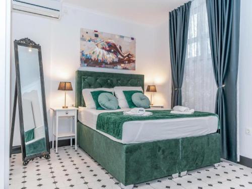 Apartment Art Split center