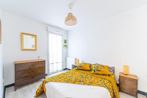 Postel nebo postele na pokoji v ubytování Domaine D'Oz - Appt pour 6 proche Paris