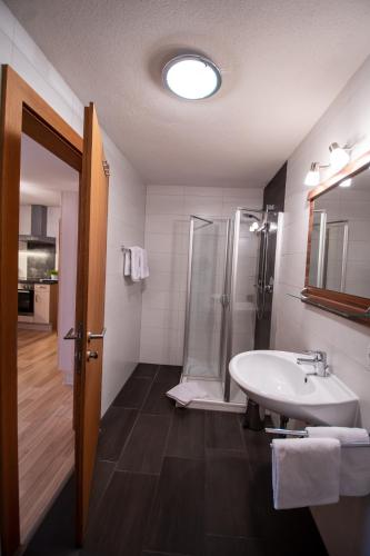 Koupelna v ubytování Haus Raggl