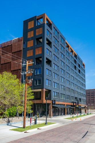 Sable 85 - Two Bedroom – Photos 3