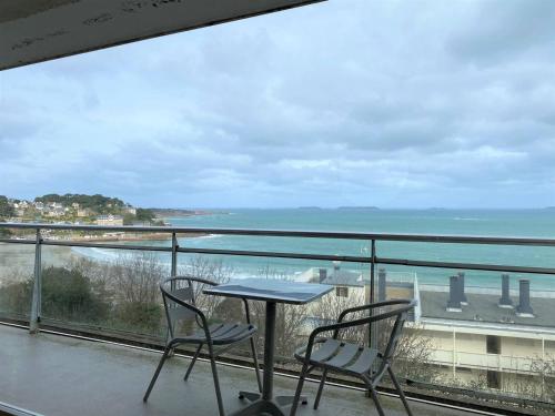 Bel appartement avec WiFi, balcon et garage à Perros-Guirec - FR-1-368-375