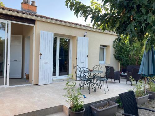 Maison Avec jardin clôturé