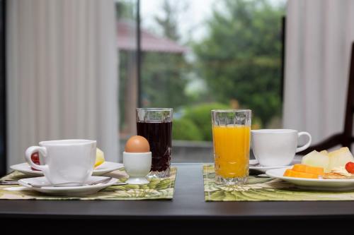 Еда / где поесть недалеко от гостевого дома