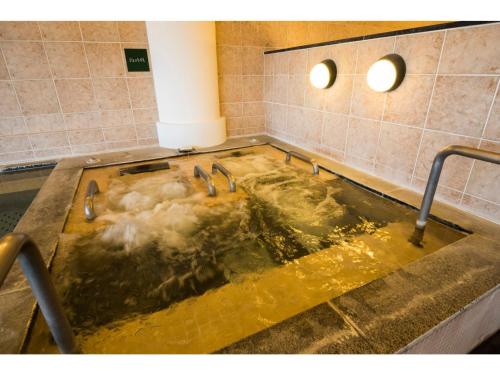 Foto dalla galleria di Hotel Areaone Hiroshima Wing - Vacation STAY 62250v a Higashihiroshima