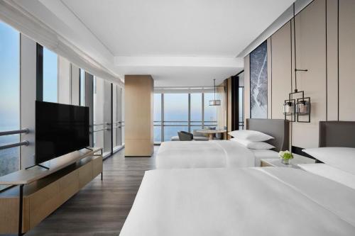 TV a/nebo společenská místnost v ubytování Changzhou Marriott Hotel Jintan