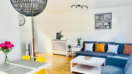 Amazing Location - City of London- 2 Bedroom Stunning Canal View House With Private Garden,Parking & Balcony photo 8