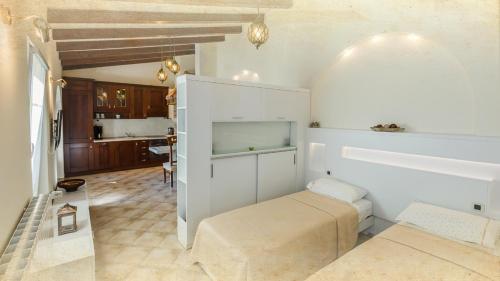 Dapur atau dapur kecil di Apartments by the sea Brela, Makarska - 20708