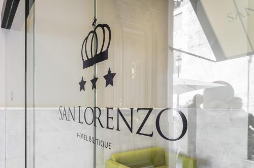 Certifikát, hodnocení, plakát nebo jiný dokument vystavený v ubytování Hotel San Lorenzo Boutique