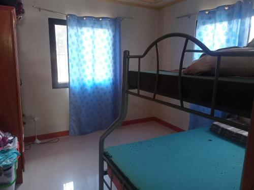 Victoria Alaminos property